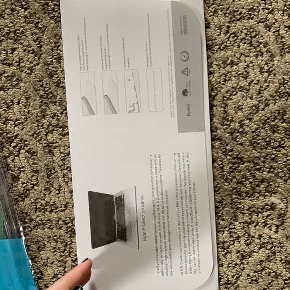 Clear MacBook cover - Picture 4 of 4